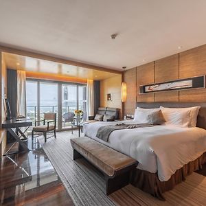 Deluxe King Room Sea View